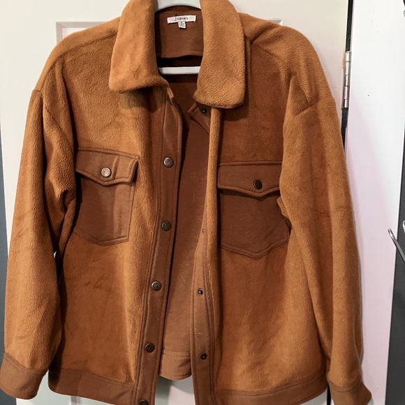 Women's Shacket - Picture 1 of 2